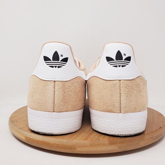 adidas Gazelle Shoes Womens 10.5 Halo Blush Suede Sneaker Lace Up Low Soccer - Picture 9 of 14